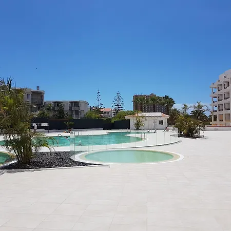 Διαμέρισμα Mit Beheiztem Gemeinsamem Pool *